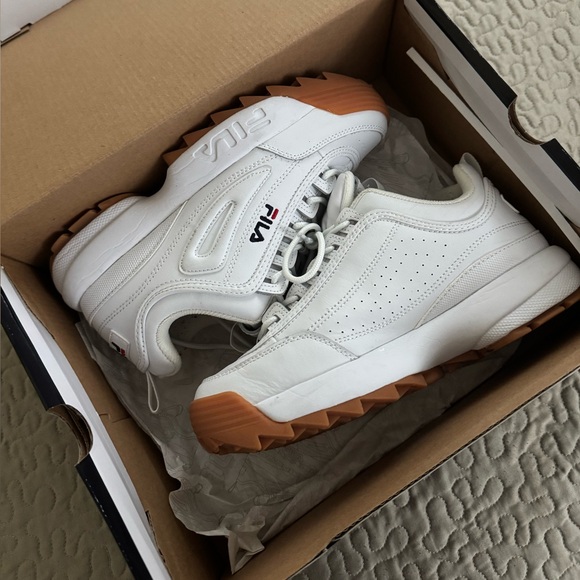Fila Women’s White and Gum Sneakers - Picture 2 of 9
